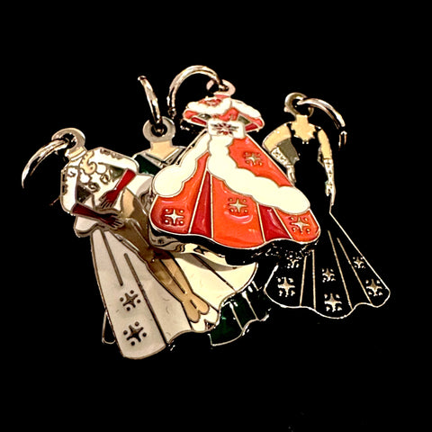 The Sisters, Sisters Charm